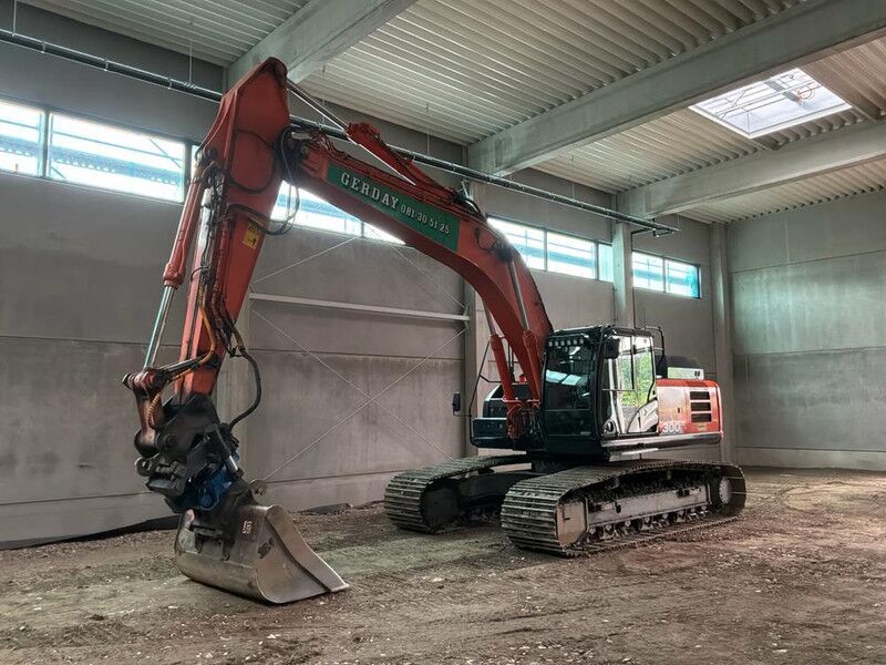 Hitachi ZX300LC-6 - Crawler excavator: picture 1 Hitachi ZX300LC-6 - Crawler excavator: picture 1