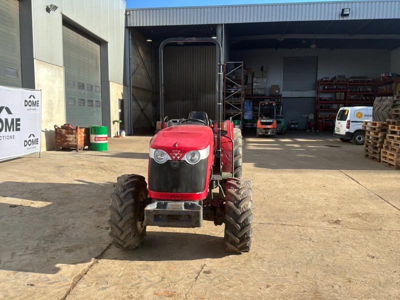 Massey Ferguson 3640 S Xtra - Tracked tractor: picture 2 Massey Ferguson 3640 S Xtra - Tracked tractor: picture 2