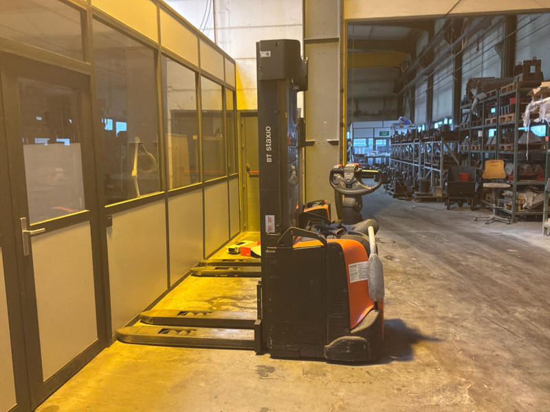 Toyota BT Staxio SPE160 - Stacker: picture 3 Toyota BT Staxio SPE160 - Stacker: picture 3