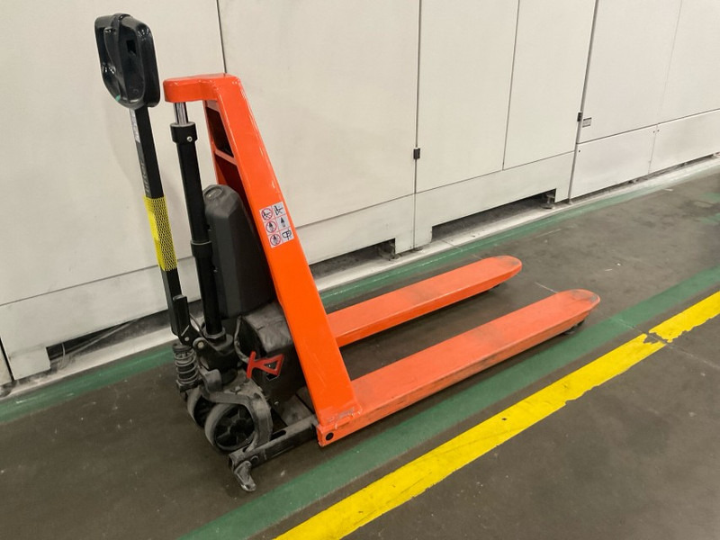 Toyota HHL 100 - Forklift: picture 2 Toyota HHL 100 - Forklift: picture 2