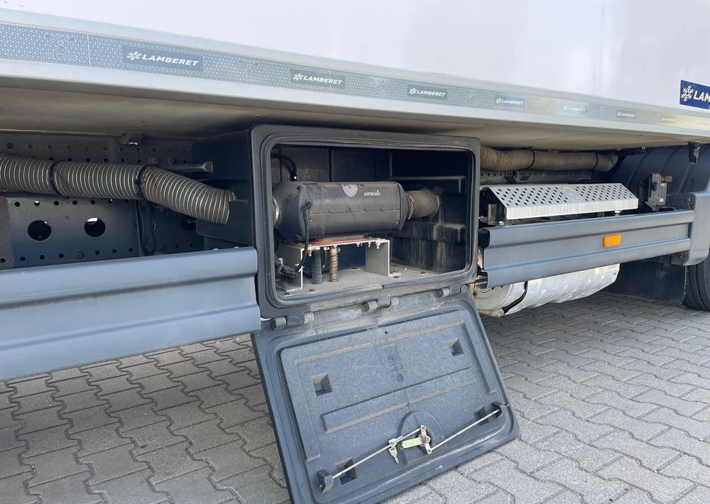 Mercedes-Benz ATEGO 818, IZOTERMA OGRZEWANA! - Box truck: picture 4 Mercedes-Benz ATEGO 818, IZOTERMA OGRZEWANA! - Box truck: picture 4