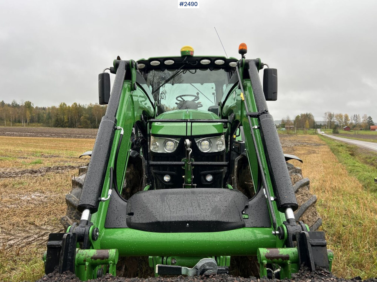 JOHN DEERE 6155R Agricultural tractor - Farm tractor: picture 4 JOHN DEERE 6155R Agricultural tractor - Farm tractor: picture 4