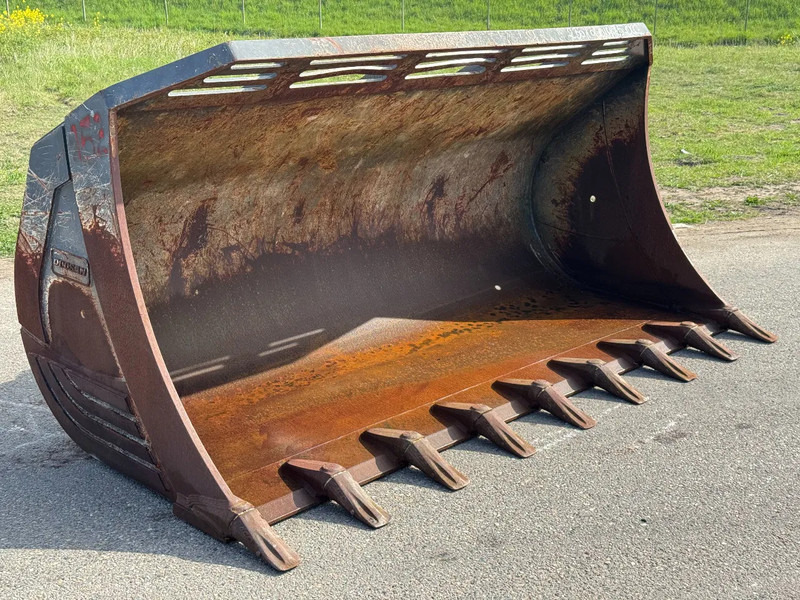 Doosan 230104-01475 DL 550-3 Rock Bucket - Excavator bucket for Construction machinery: picture 4 Doosan 230104-01475 DL 550-3 Rock Bucket - Excavator bucket for Construction machinery: picture 4