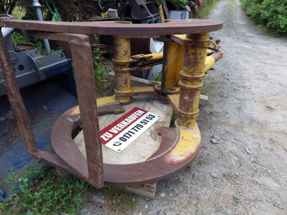 Holzgreifer (Peiner)  für Bagger    GÜNSTIG - Grapple for Construction machinery: picture 3 Holzgreifer (Peiner)  für Bagger    GÜNSTIG - Grapple for Construction machinery: picture 3