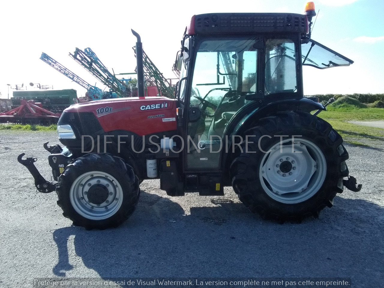 CASE IH TRACTEUR AGRICOLE QUANTUM 100 F - Farm tractor: picture 2 CASE IH TRACTEUR AGRICOLE QUANTUM 100 F - Farm tractor: picture 2