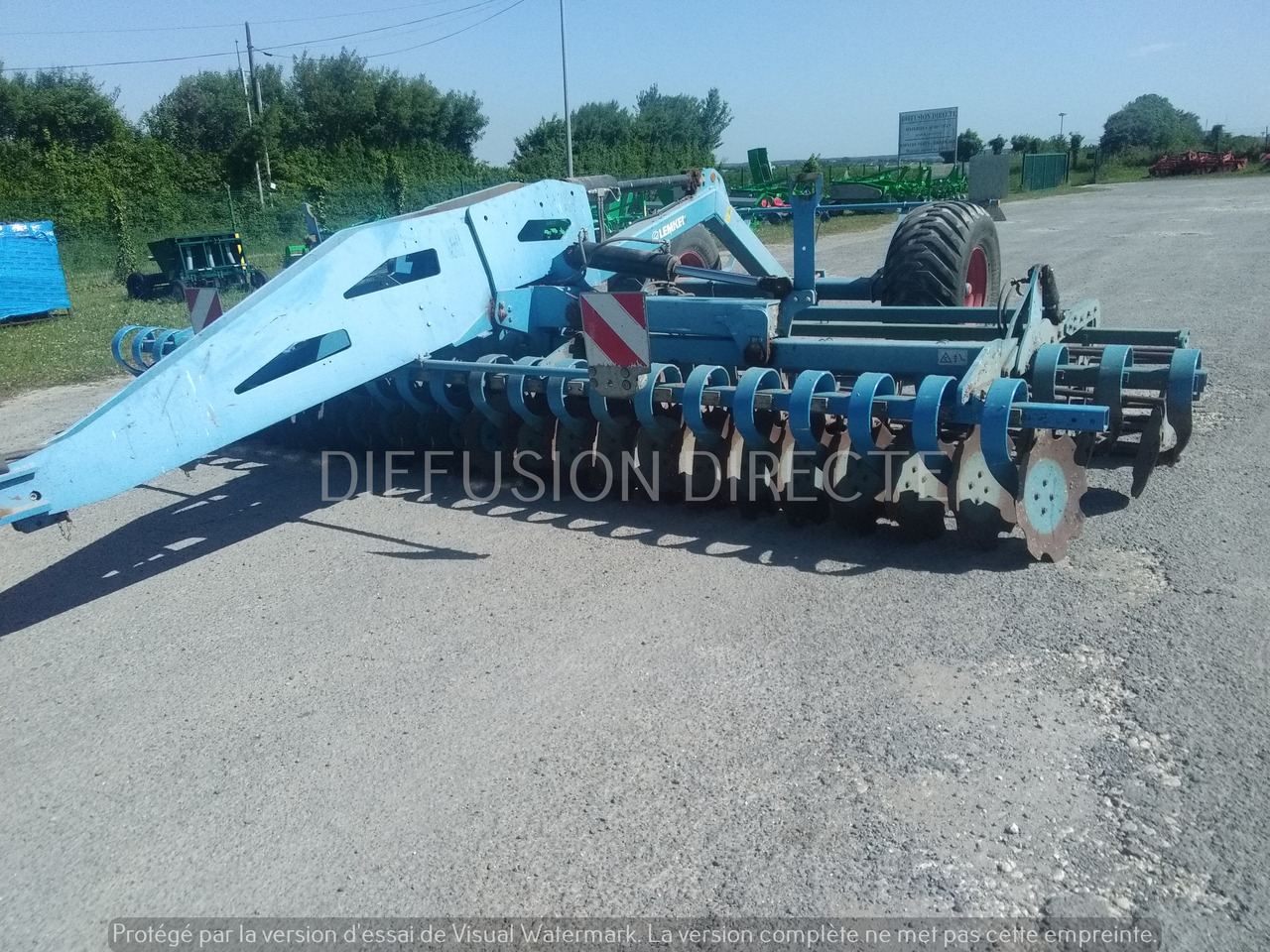 LEMKEN DECHAUMEUR A DISQUES HELIODOR H 8 SF - Disc harrow: picture 2 LEMKEN DECHAUMEUR A DISQUES HELIODOR H 8 SF - Disc harrow: picture 2