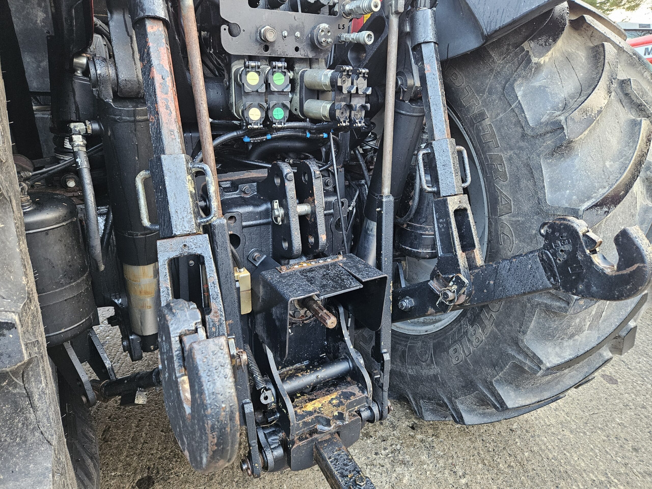 2007 MF 6497 Tier 2 engine, 50K - Farm tractor: picture 5 2007 MF 6497 Tier 2 engine, 50K - Farm tractor: picture 5