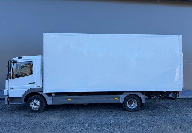 Mercedes-BenzAtego kaappi + perälauta - Box truck: picture 2 Mercedes-BenzAtego kaappi + perälauta - Box truck: picture 2