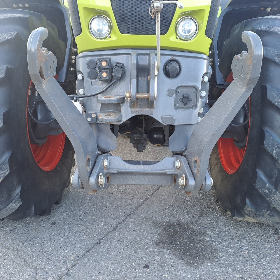 Farm tractor CLAAS 830 AXION: picture 8 Farm tractor CLAAS 830 AXION: picture 8