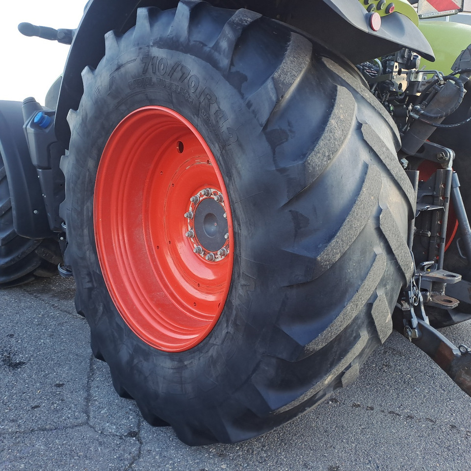 Farm tractor CLAAS 830 AXION: picture 6 Farm tractor CLAAS 830 AXION: picture 6