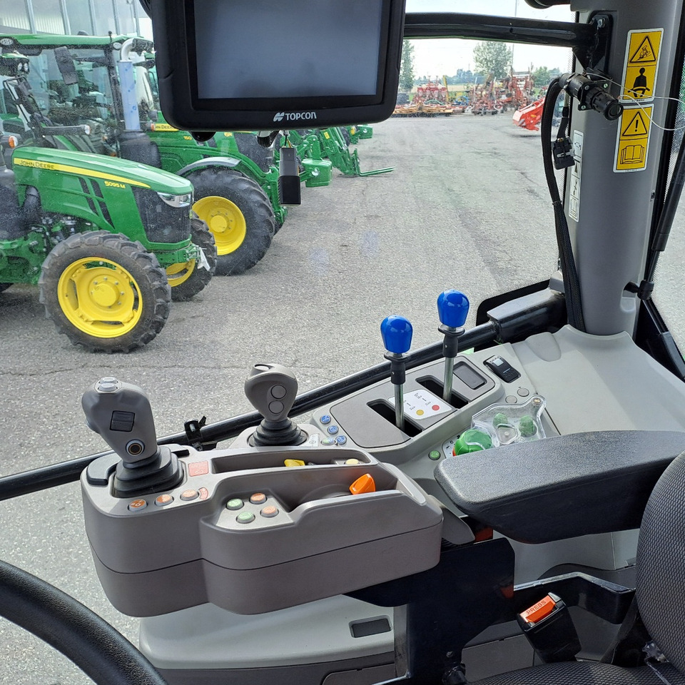 Farm tractor DEUTZ-FAHR 6135 CRV SHIFT: picture 10
