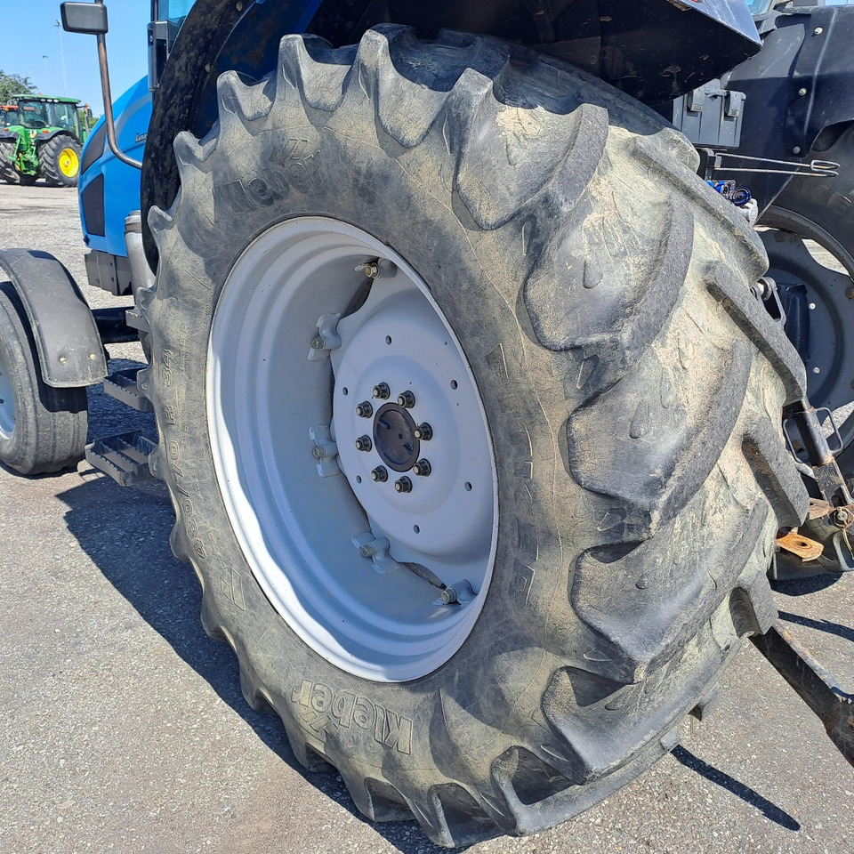 LANDINI GHIBLI 105 2WD - ASTA AGRIBERTOCCHI - Farm tractor: picture 4 LANDINI GHIBLI 105 2WD - ASTA AGRIBERTOCCHI - Farm tractor: picture 4