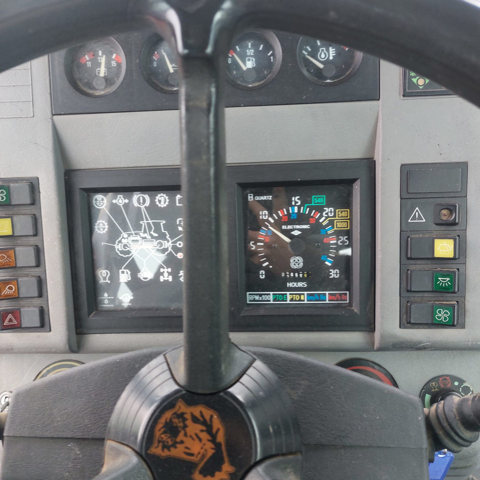 SAME TITAN 145 - Farm tractor: picture 2 SAME TITAN 145 - Farm tractor: picture 2