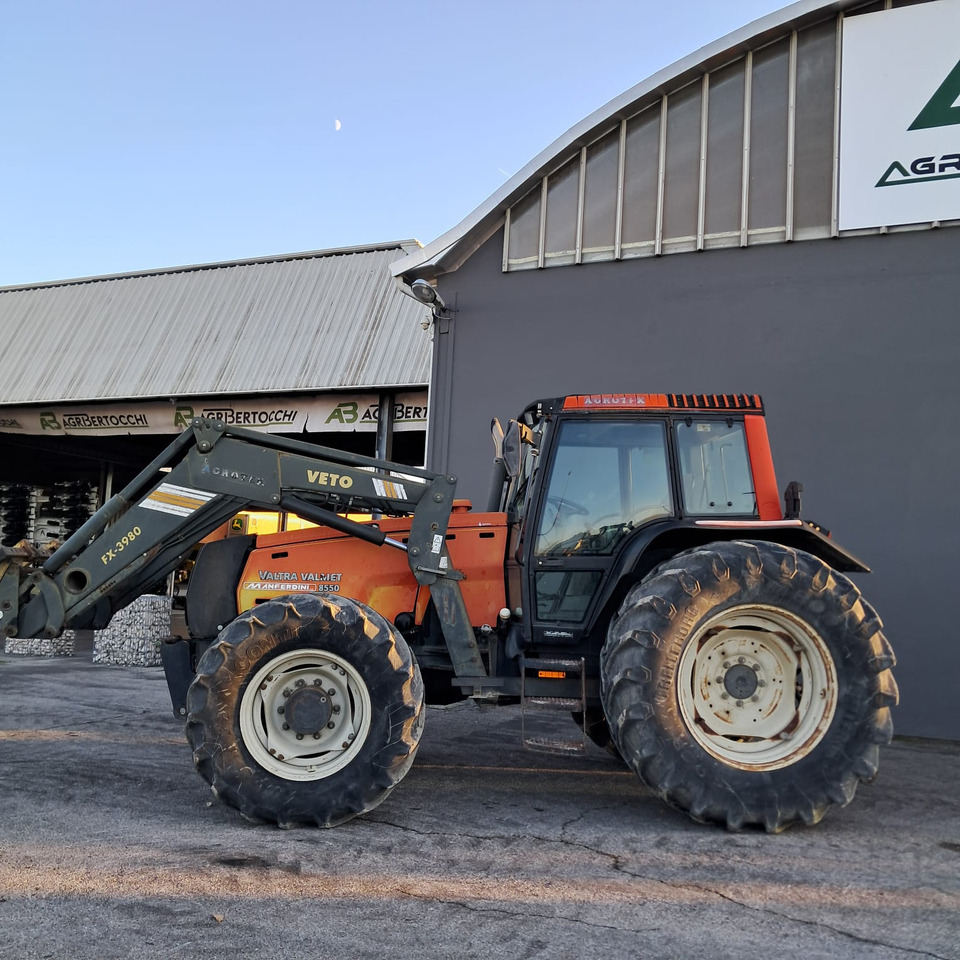 VALTRA VALMET 8550 - Farm tractor: picture 3 VALTRA VALMET 8550 - Farm tractor: picture 3