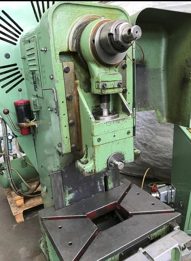 Einständer-Exzenterpresse MÜLLER - Metalworking machinery: picture 2 Einständer-Exzenterpresse MÜLLER - Metalworking machinery: picture 2
