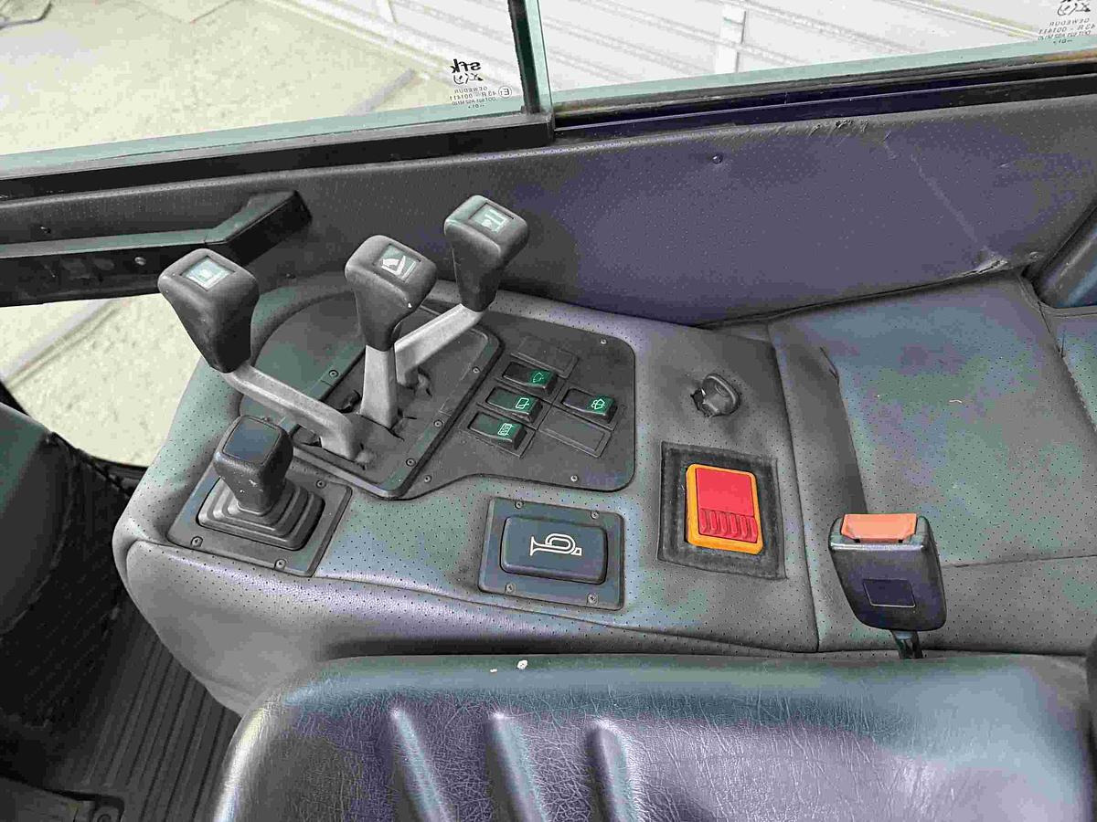 Gabelstapler JUNGHEINRICH, mit Gasantrieb - LPG forklift: picture 5 Gabelstapler JUNGHEINRICH, mit Gasantrieb - LPG forklift: picture 5