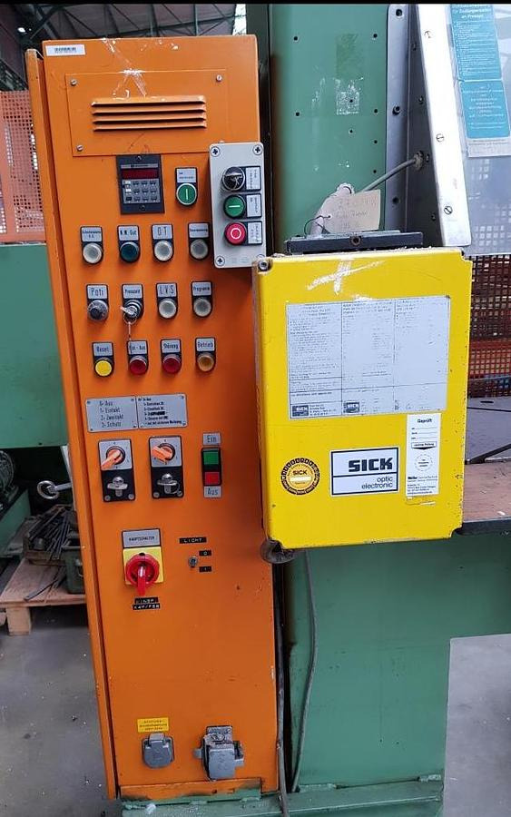 Hydr. Schnelläuferpresse DUNKES - Metalworking machinery: picture 3 Hydr. Schnelläuferpresse DUNKES - Metalworking machinery: picture 3