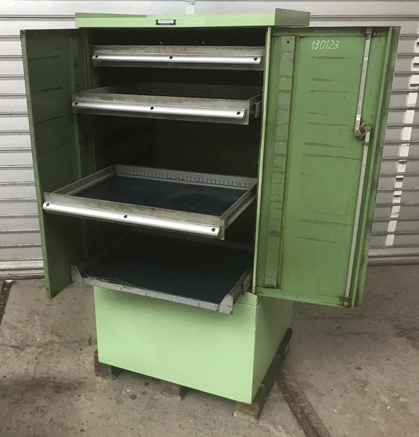 Werkzeugschrank - Workshop equipment: picture 2 Werkzeugschrank - Workshop equipment: picture 2