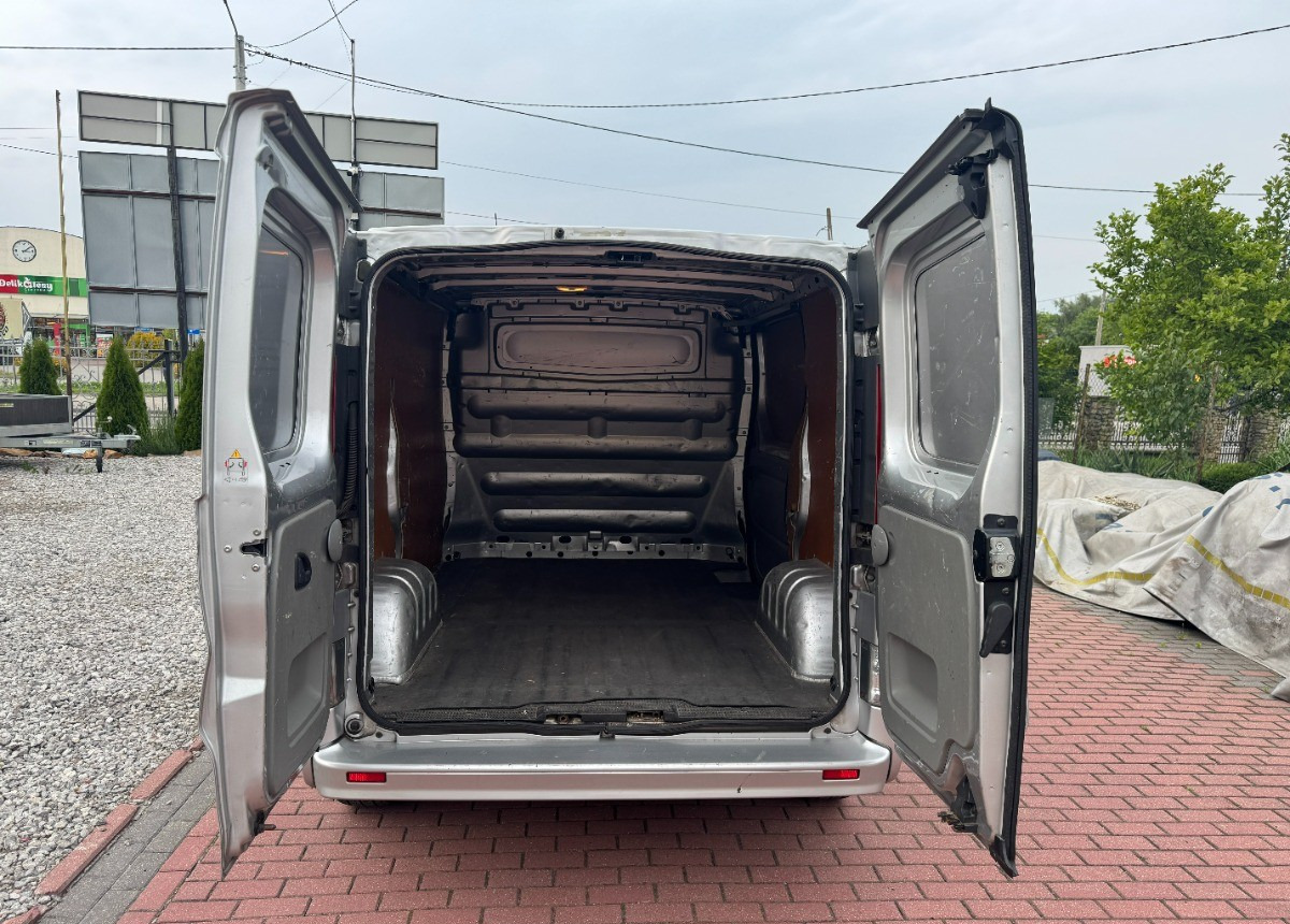 Opel Vivaro L1H1 Blaszak 3 osobowy Klimatyzacja - Panel van: picture 5 Opel Vivaro L1H1 Blaszak 3 osobowy Klimatyzacja - Panel van: picture 5