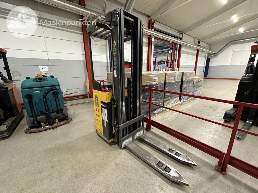 Atlet 160 SD TFV - Stacker: picture 1 Atlet 160 SD TFV - Stacker: picture 1