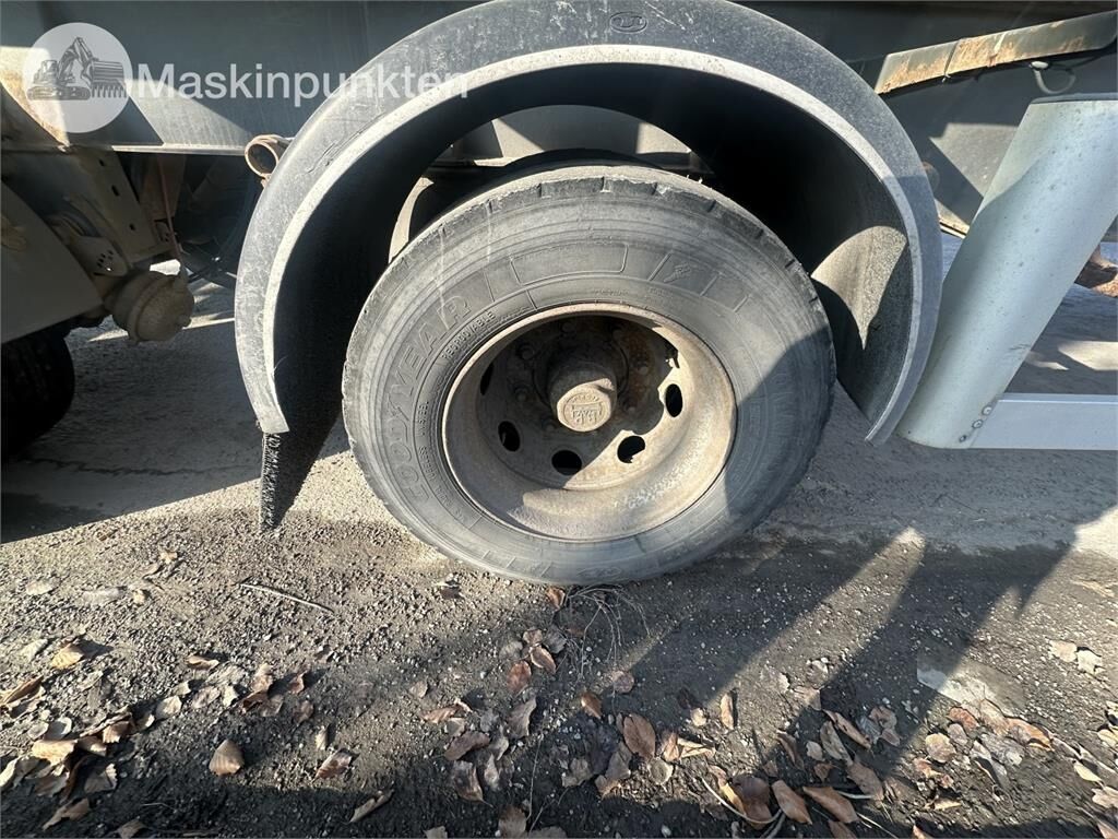 Roll-off/ Skip trailer B.K:S Trailer: picture 26 Roll-off/ Skip trailer B.K:S Trailer: picture 26