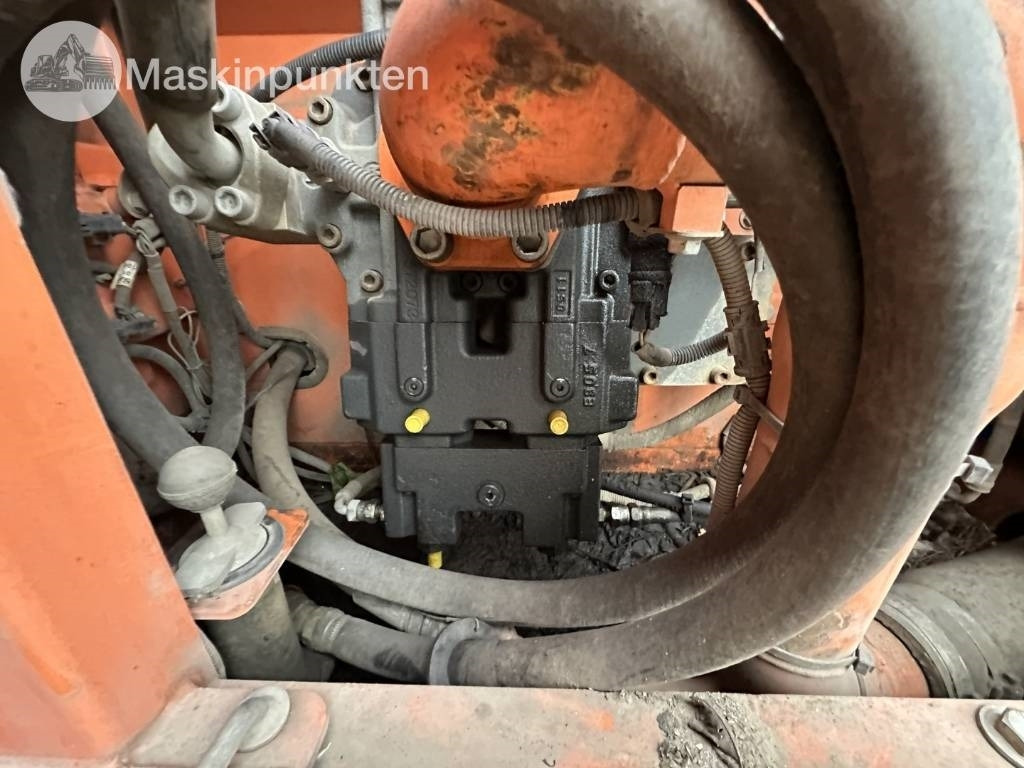 Wheel excavator Doosan DX 140 W med vagn och redskap: picture 41 Wheel excavator Doosan DX 140 W med vagn och redskap: picture 41