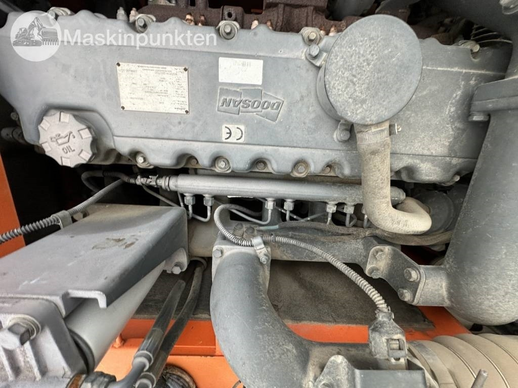 Wheel excavator Doosan DX 140 W med vagn och redskap: picture 49 Wheel excavator Doosan DX 140 W med vagn och redskap: picture 49