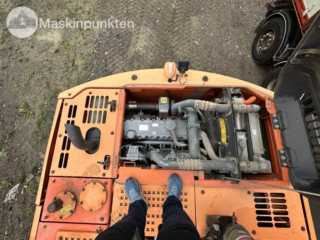 Wheel excavator Doosan DX 140 W med vagn och redskap: picture 44 Wheel excavator Doosan DX 140 W med vagn och redskap: picture 44