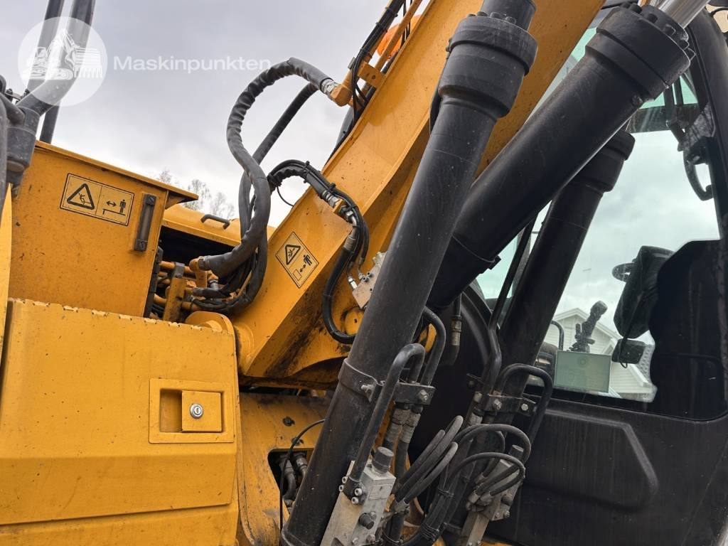 Wheel excavator JCB JS 145 W: picture 48