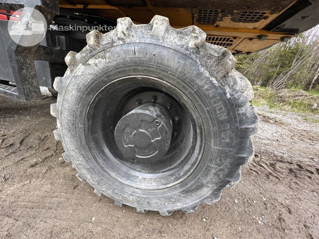 Wheel excavator JCB JS 145 W: picture 38