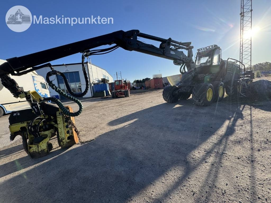 John Deere 1270 E - Forestry harvester: picture 1 John Deere 1270 E - Forestry harvester: picture 1