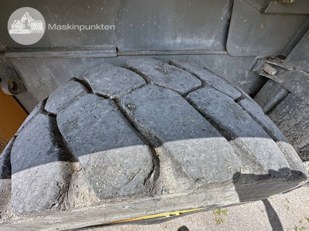 Wheel loader Liebherr L 544: picture 35