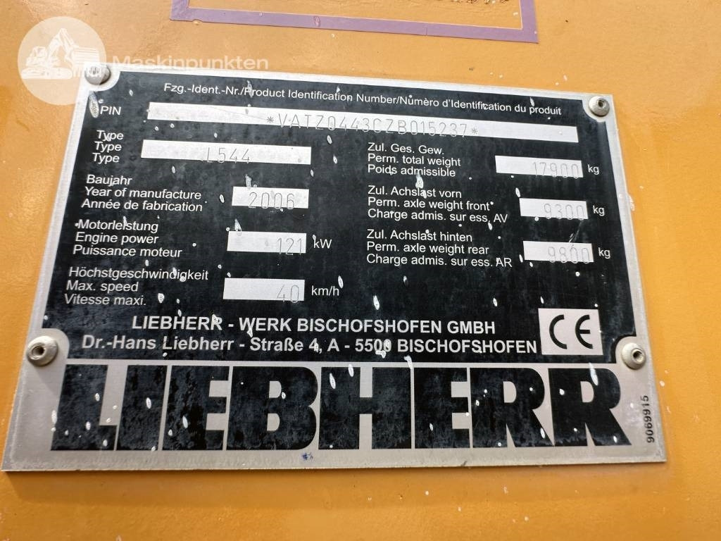 Wheel loader Liebherr L 544: picture 10