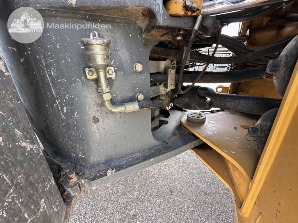 Wheel loader Liebherr L 544: picture 41