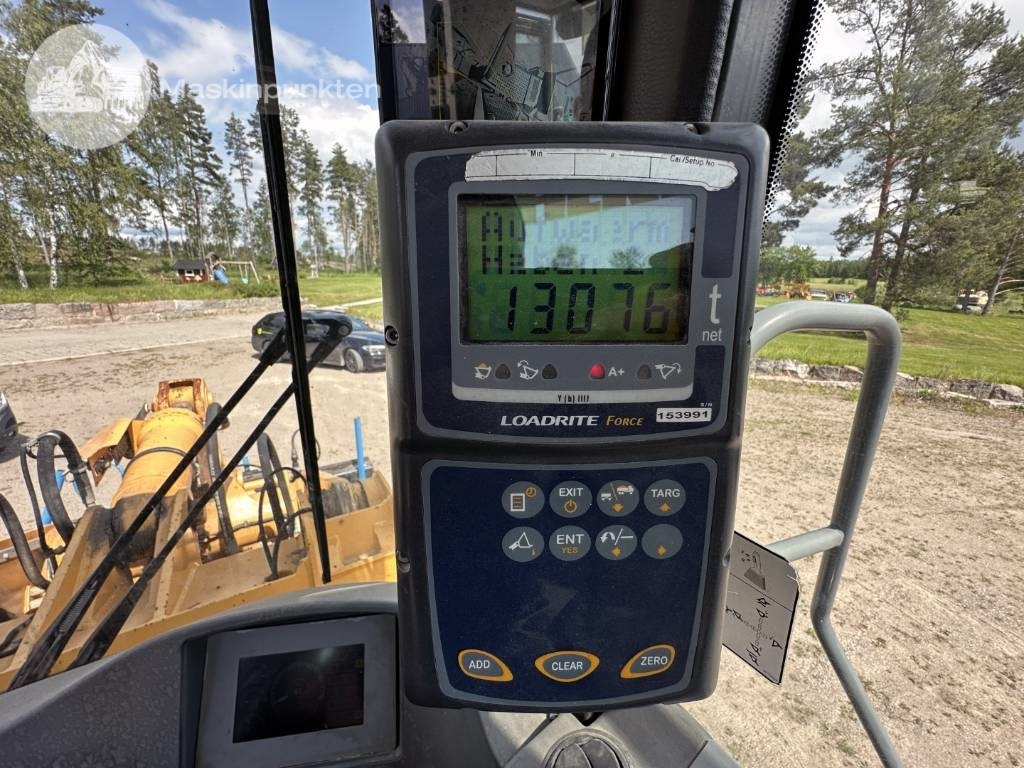 Wheel loader Liebherr L 544: picture 17