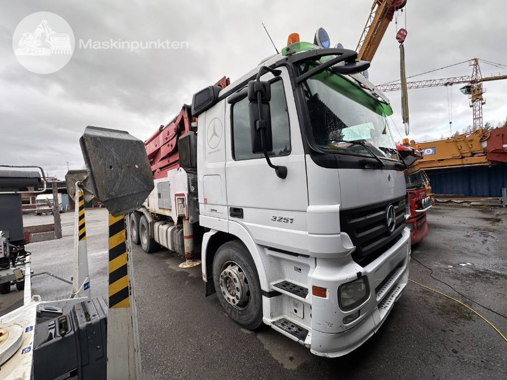 Mercedes-Benz 2651 L 8X4 Junjin jxzr42-5.16hp - Concrete mixer truck: picture 1 Mercedes-Benz 2651 L 8X4 Junjin jxzr42-5.16hp - Concrete mixer truck: picture 1