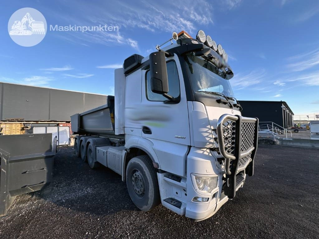 Mercedes-Benz Arocs 3251  - Hook lift truck: picture 3 Mercedes-Benz Arocs 3251  - Hook lift truck: picture 3