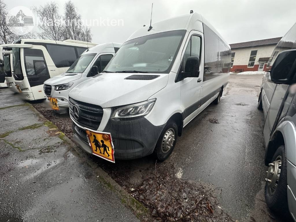 Mercedes-Benz Sprinter - School bus: picture 2 Mercedes-Benz Sprinter - School bus: picture 2