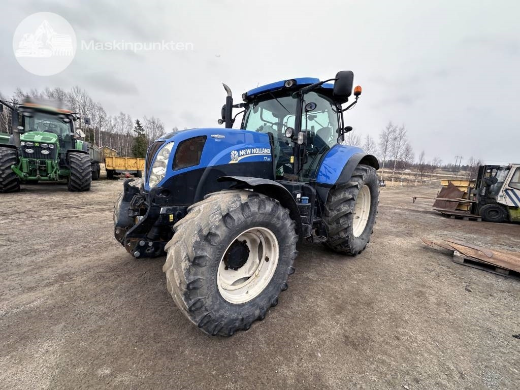 New Holland T 7.185 - Farm tractor: picture 1 New Holland T 7.185 - Farm tractor: picture 1