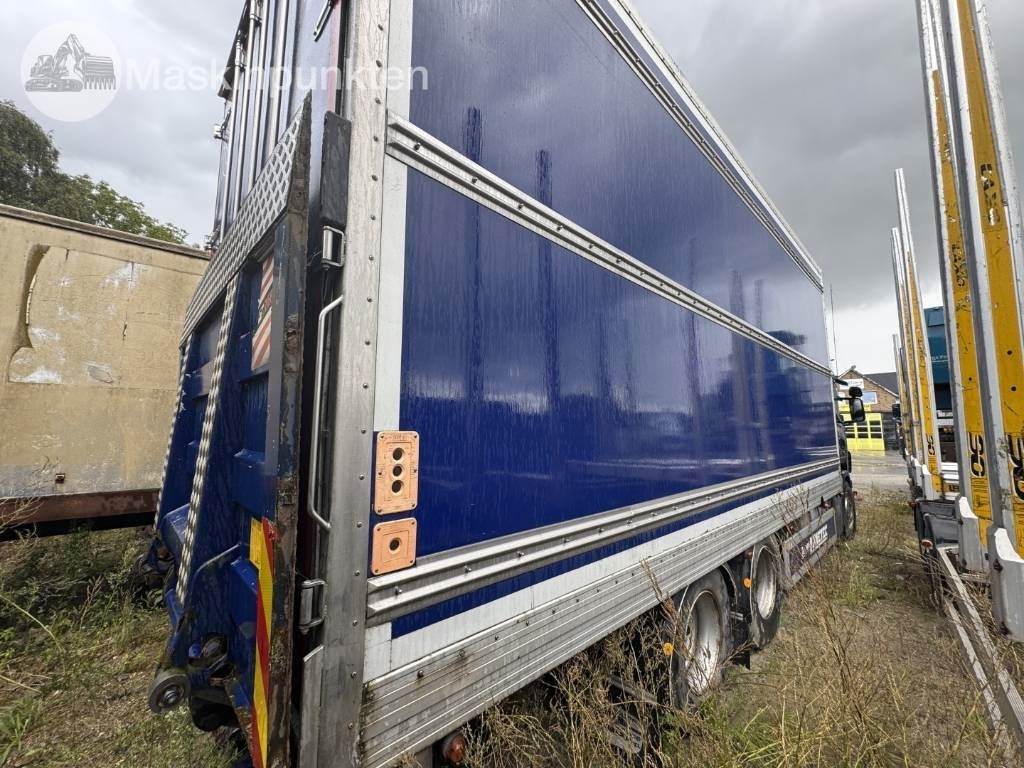 Scania R 420 LB - Box truck: picture 3 Scania R 420 LB - Box truck: picture 3