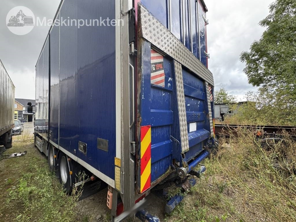 Scania R 420 LB - Box truck: picture 2 Scania R 420 LB - Box truck: picture 2