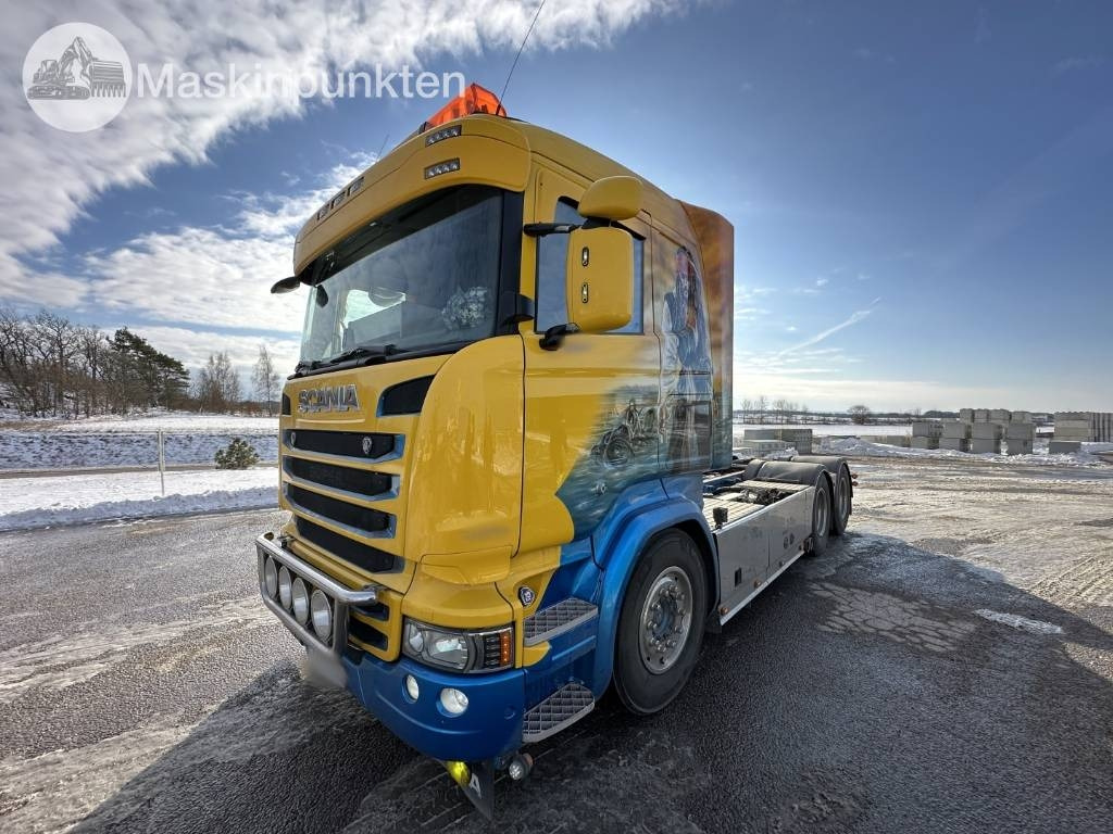 Scania R 490 LB - Hook lift truck: picture 1 Scania R 490 LB - Hook lift truck: picture 1