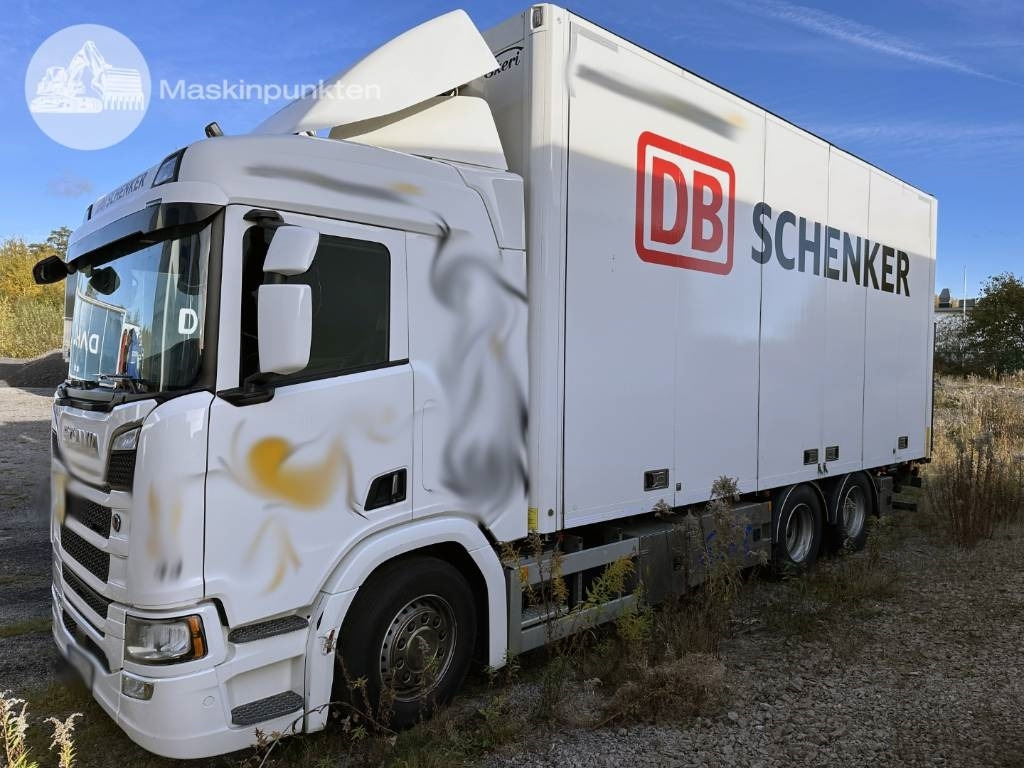 Scania R 580 - Box truck: picture 2 Scania R 580 - Box truck: picture 2