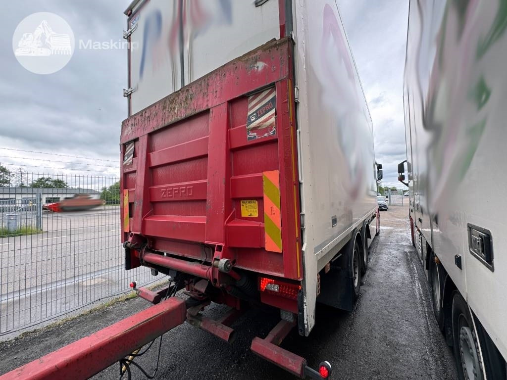 Scania S 500 - Refrigerator truck: picture 3 Scania S 500 - Refrigerator truck: picture 3