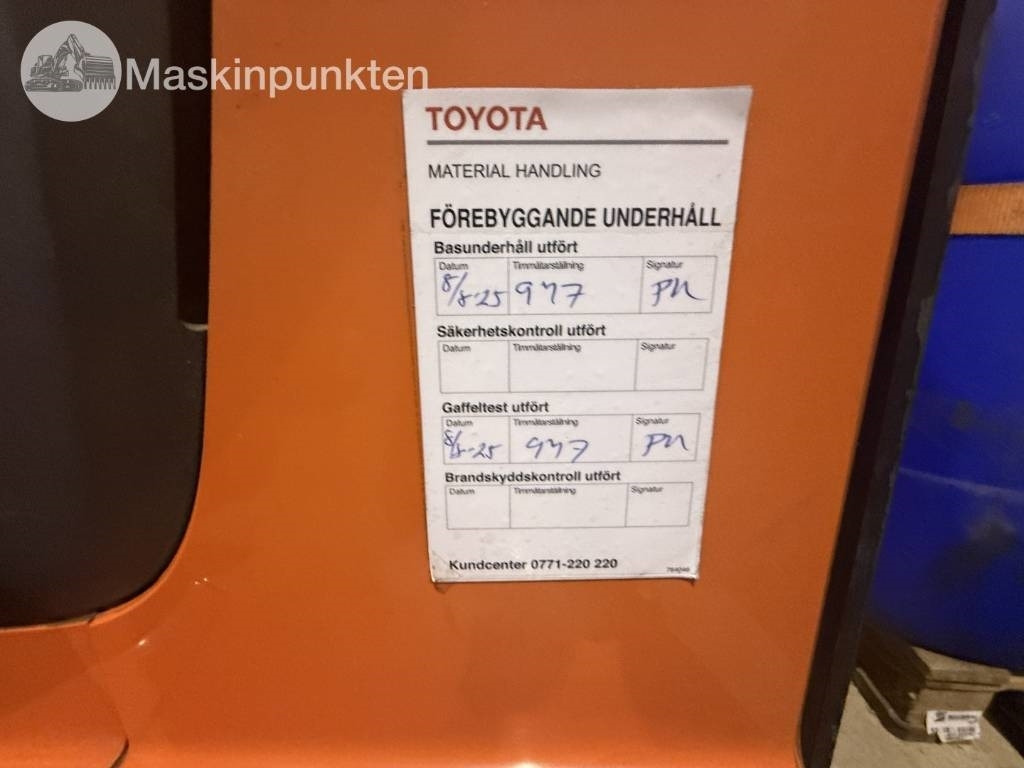 Toyota BT SWE 80 L - Electric forklift: picture 4 Toyota BT SWE 80 L - Electric forklift: picture 4