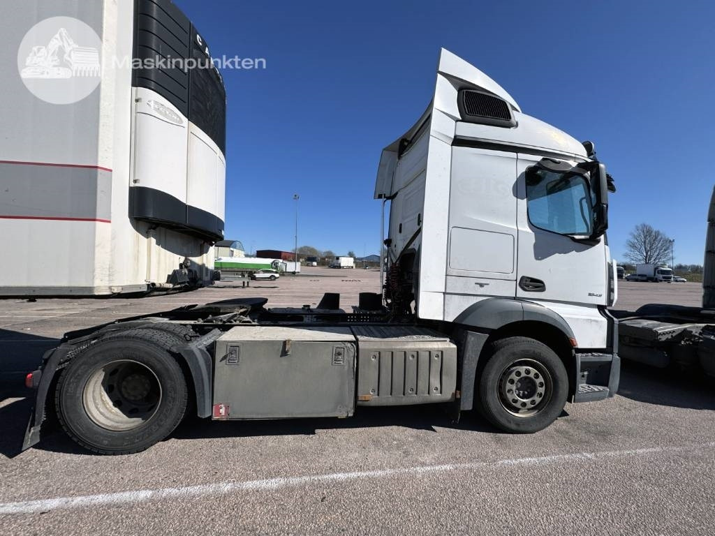 Mercedes-Benz Actros 1843 - Tractor unit: picture 2 Mercedes-Benz Actros 1843 - Tractor unit: picture 2