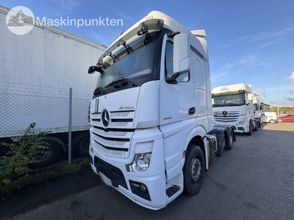 Mercedes-Benz Actros 963-4-D - Tractor unit: picture 1 Mercedes-Benz Actros 963-4-D - Tractor unit: picture 1