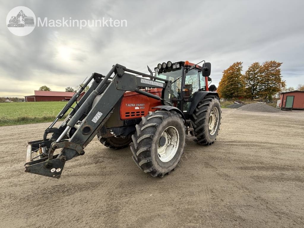 Valtra Valmet 8150-4 - Farm tractor: picture 1 Valtra Valmet 8150-4 - Farm tractor: picture 1