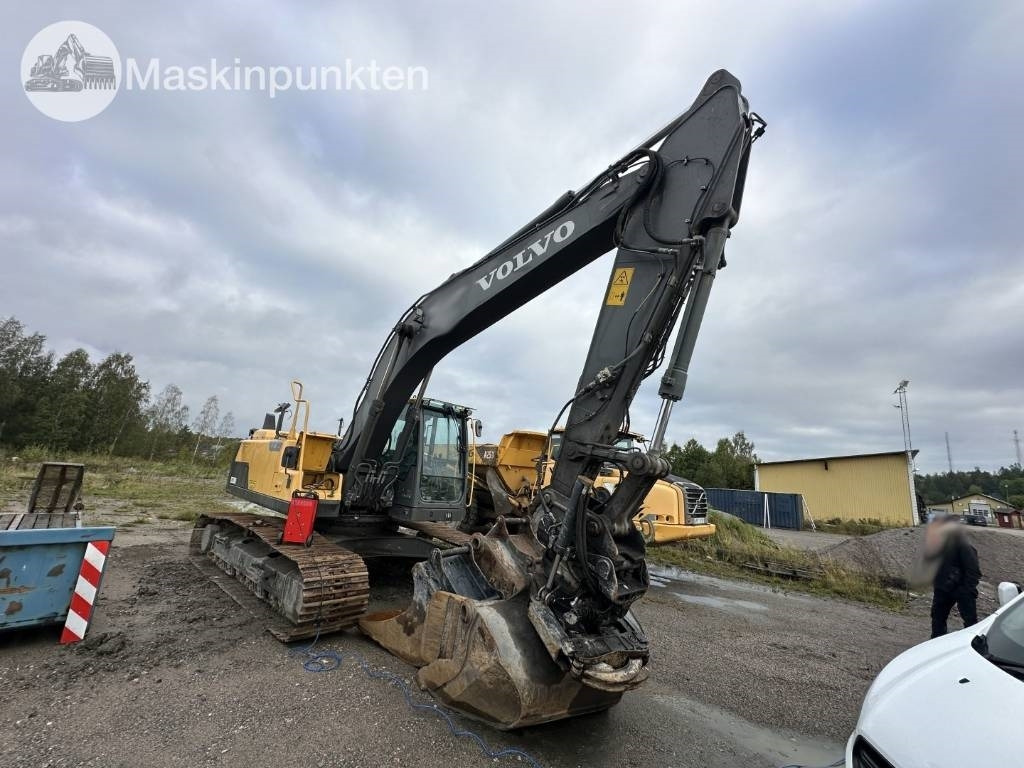 Volvo EC 220 DL - Crawler excavator: picture 3 Volvo EC 220 DL - Crawler excavator: picture 3