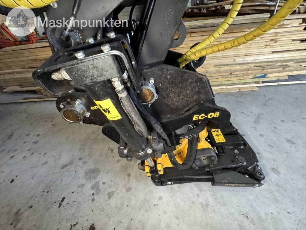 Mini excavator Volvo ECR 88 D: picture 27